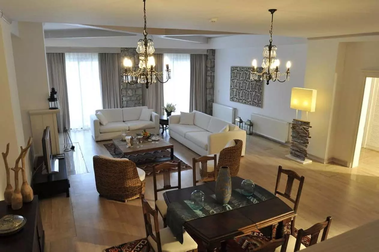 1469336_109_z (Copy).jpg